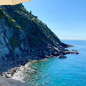 La Marina Tower With Private Sea View Terrace , Vernazza Italy
